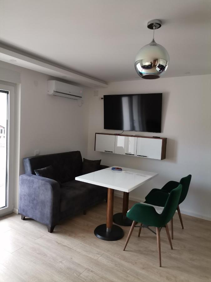Break Apartament
