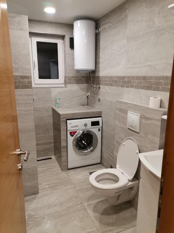 Break Apartament *
